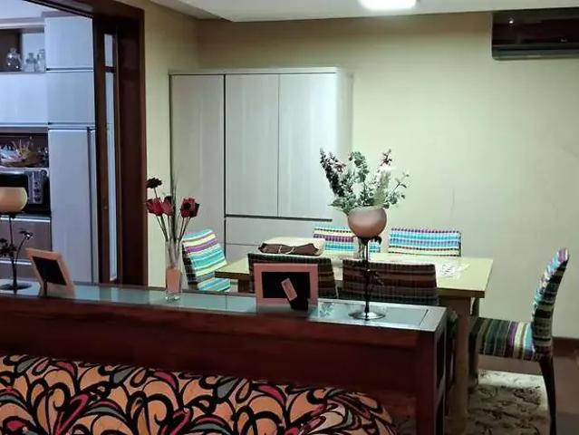 Casa venda em Vila Ipiranga, Porto Alegre