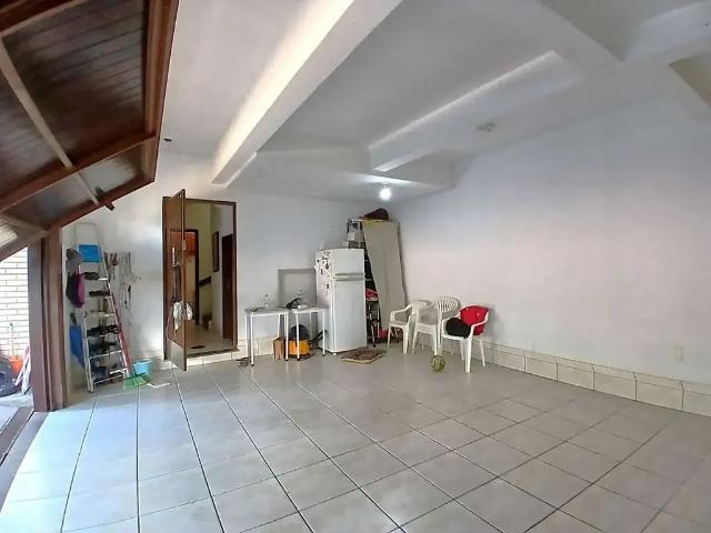 Casa venda em Vila Ipiranga, Porto Alegre