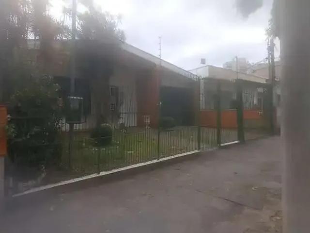 Casa venda em Vila Ipiranga, Porto Alegre