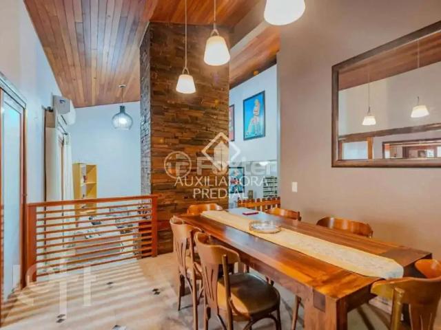 Casa venda em Vila Ipiranga, Porto Alegre