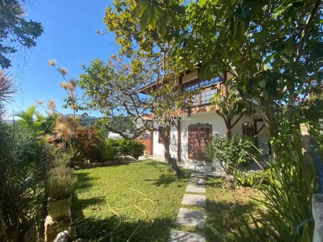 Casa venda em Região Geográfica Imediata de Itajaí, Porto Belo