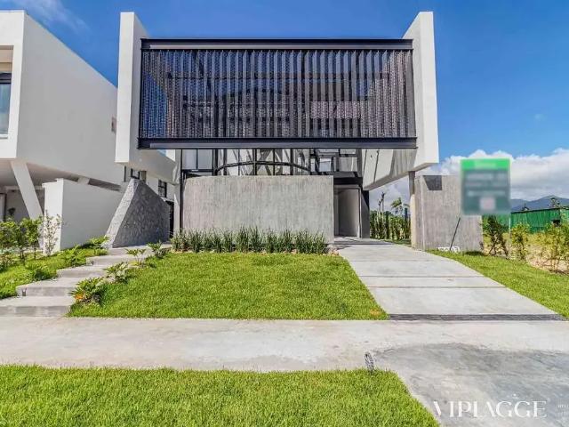 Casa venda em Região Geográfica Imediata de Itajaí, Porto Belo