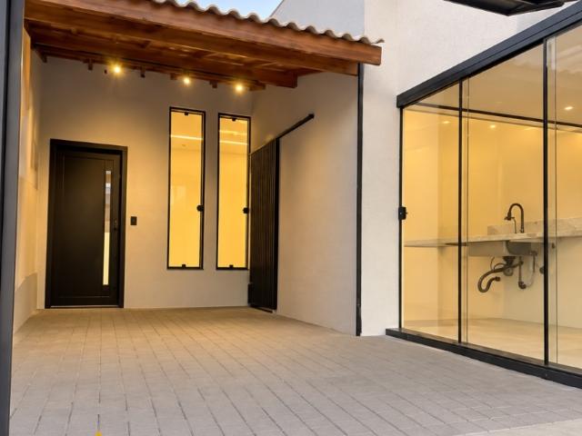 Casa venda em Região Geográfica Imediata de Pouso Alegre, Pouso Alegre