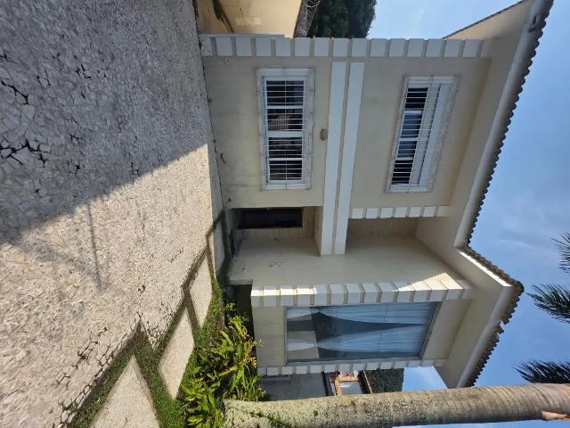 Casa venda em Região Imediata de Santos, Região Metropolitana da Baixada Santista