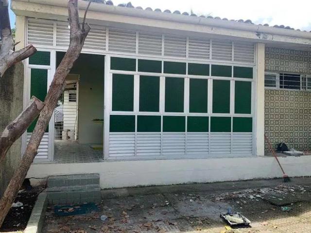 Casa venda em Conjunto Habitacional Vila Aeronáutica 1, Recife