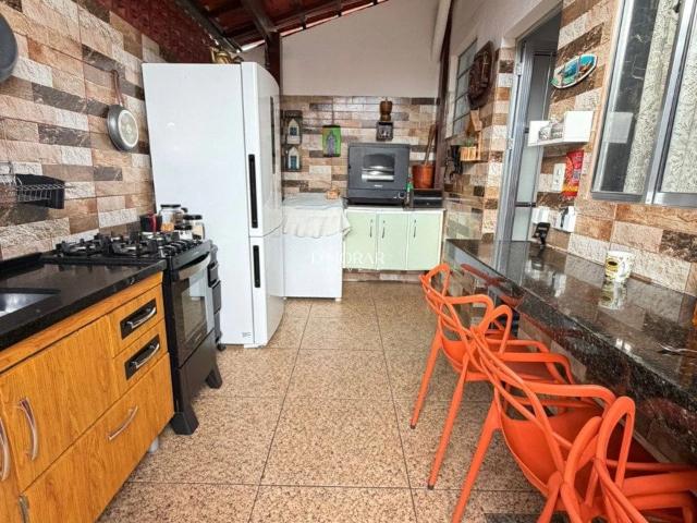 Casa venda em Ribeirão das Neves, Região Geográfica Intermediária de Belo Horizonte