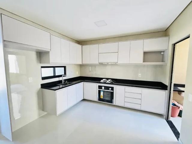 Casa venda em Jardim Itacolomy, Ribeirão Pires
