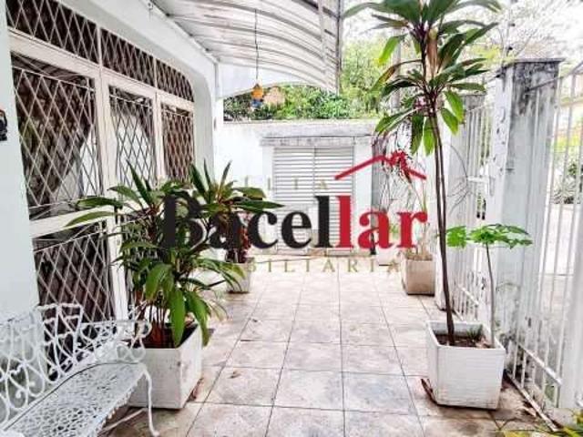 Casa venda em Região Geográfica Imediata do Rio de Janeiro, Região Metropolitana do Rio de Janeiro