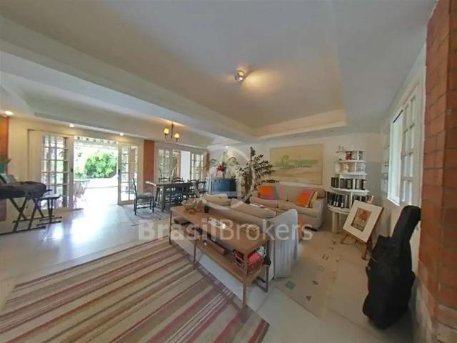 Casa venda em Região Geográfica Imediata do Rio de Janeiro, Região Metropolitana do Rio de Janeiro