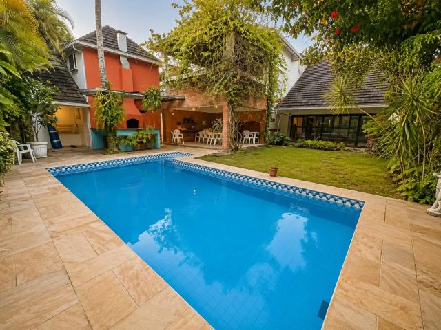 Casa venda em Região Geográfica Imediata do Rio de Janeiro, Região Metropolitana do Rio de Janeiro