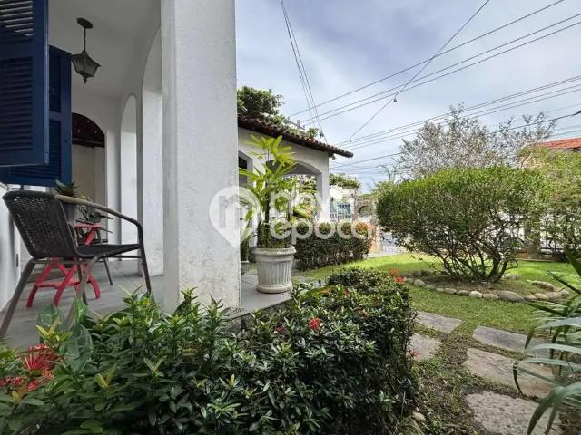 Casa venda em Região Geográfica Imediata do Rio de Janeiro, Região Metropolitana do Rio de Janeiro
