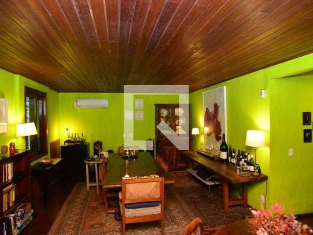 Casa venda em Região Geográfica Imediata do Rio de Janeiro, Região Metropolitana do Rio de Janeiro