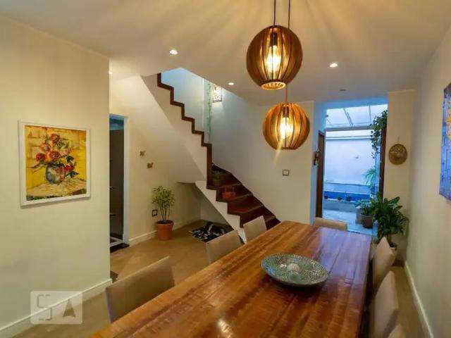Casa venda em Região Geográfica Imediata do Rio de Janeiro, Região Metropolitana do Rio de Janeiro
