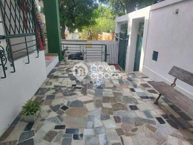 Casa venda em Região Geográfica Imediata do Rio de Janeiro, Região Metropolitana do Rio de Janeiro