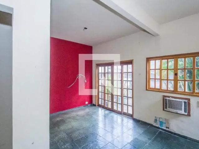 Casa venda em Praça Seca, Rio de Janeiro