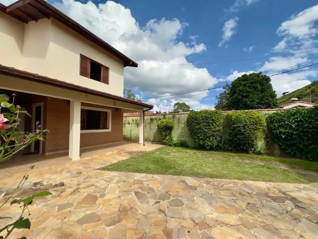 Casa venda em Região Imediata de Taubaté-Pindamonhangaba, Região Metropolitana do Vale do Paraíba e Litoral Norte