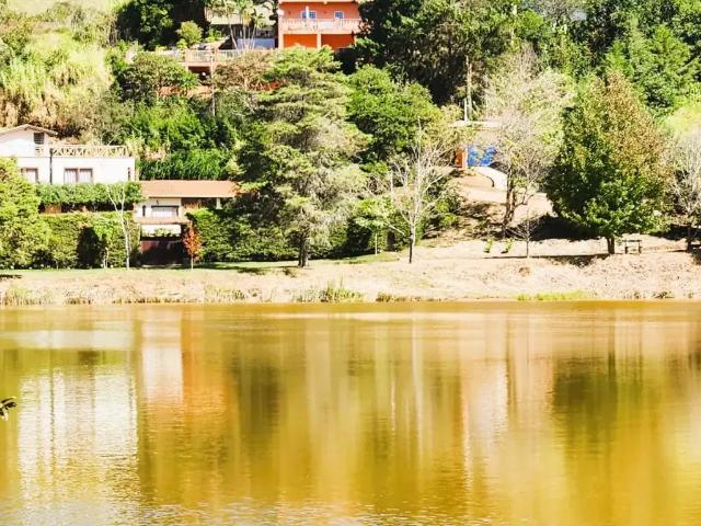 Casa venda em Região Imediata de Taubaté-Pindamonhangaba, Região Metropolitana do Vale do Paraíba e Litoral Norte