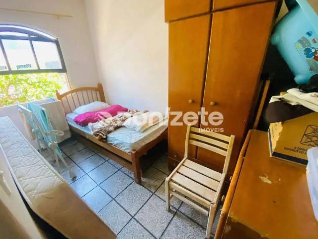 Casa venda em Jardim Calux, São Bernardo do Campo