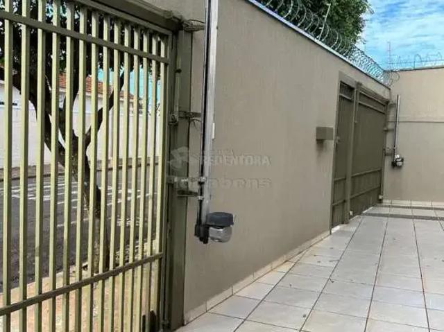 Casa venda em Região Imediata de São José do Rio Preto, Região Metropolitana de São José do Rio Preto