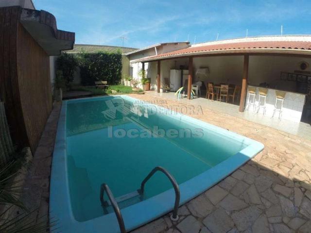 Casa venda em São José do Rio Preto, Região Geográfica Intermediária de São José do Rio Preto