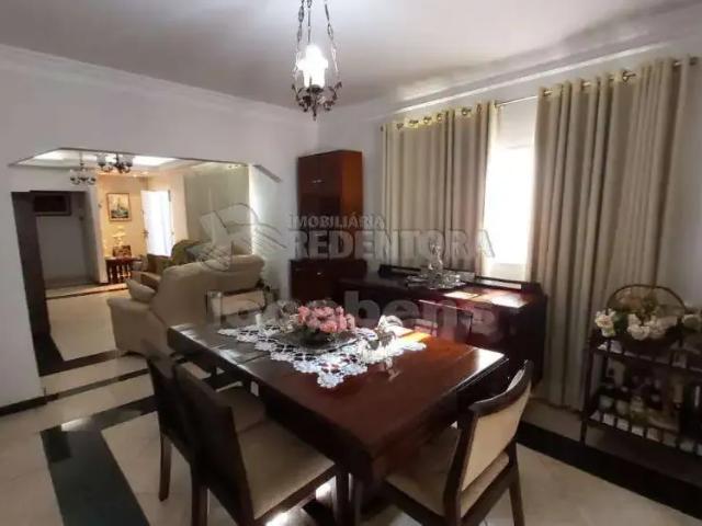 Casa venda em São José do Rio Preto, Região Geográfica Intermediária de São José do Rio Preto