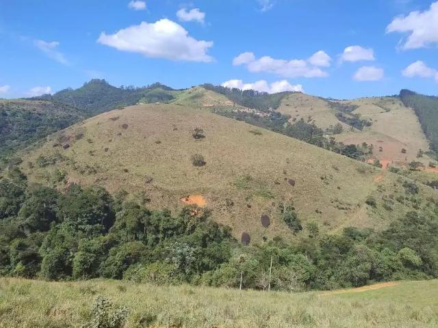 Casa venda em Região Imediata de São José dos Campos, Região Metropolitana do Vale do Paraíba e Litoral Norte