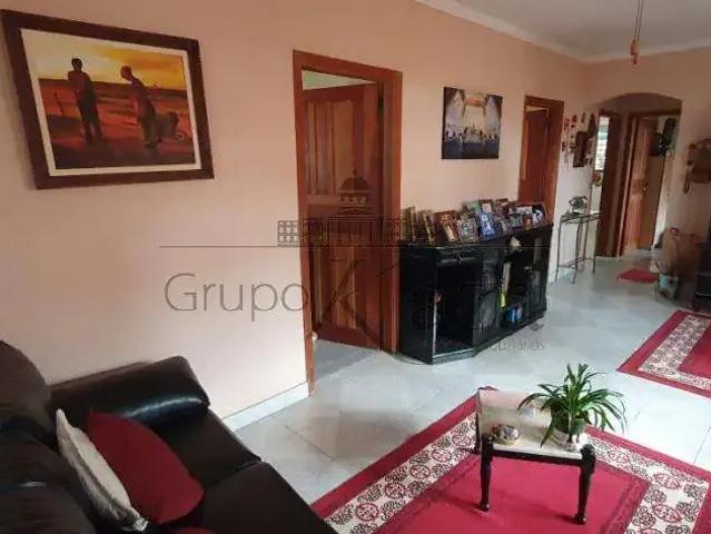 Casa venda em Região Imediata de São José dos Campos, Região Metropolitana do Vale do Paraíba e Litoral Norte