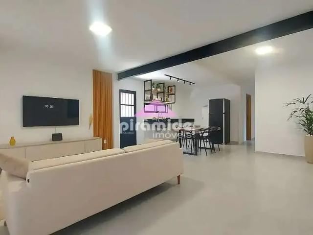 Casa venda em Região Imediata de São José dos Campos, Região Metropolitana do Vale do Paraíba e Litoral Norte