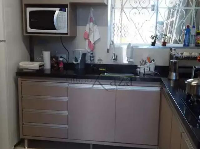 Casa venda em Região Imediata de São José dos Campos, Região Metropolitana do Vale do Paraíba e Litoral Norte