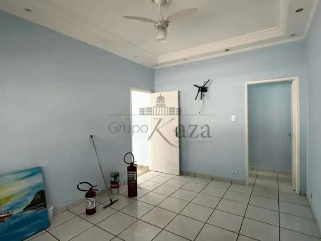 Casa venda em Região Imediata de São José dos Campos, Região Metropolitana do Vale do Paraíba e Litoral Norte