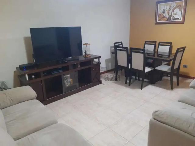 Casa venda em Região Imediata de São José dos Campos, Região Metropolitana do Vale do Paraíba e Litoral Norte
