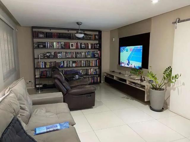 Casa venda em Região Imediata de São José dos Campos, Região Metropolitana do Vale do Paraíba e Litoral Norte