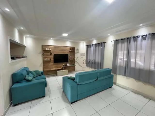 Casa venda em Região Imediata de São José dos Campos, Região Metropolitana do Vale do Paraíba e Litoral Norte