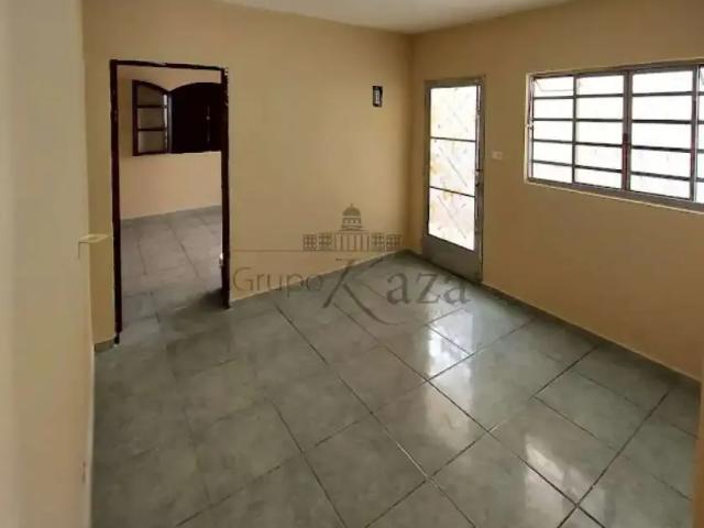 Casa venda em Região Imediata de São José dos Campos, Região Metropolitana do Vale do Paraíba e Litoral Norte