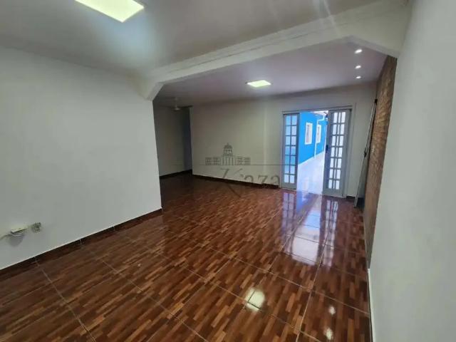 Casa venda em Região Imediata de São José dos Campos, Região Metropolitana do Vale do Paraíba e Litoral Norte