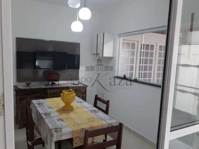 Casa venda em Região Imediata de São José dos Campos, Região Metropolitana do Vale do Paraíba e Litoral Norte