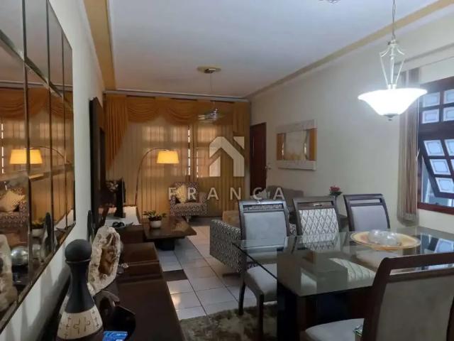 Casa venda em Região Imediata de São José dos Campos, Região Metropolitana do Vale do Paraíba e Litoral Norte