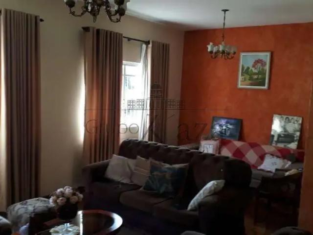Casa venda em Região Imediata de São José dos Campos, Região Metropolitana do Vale do Paraíba e Litoral Norte