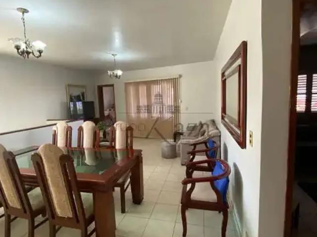 Casa venda em Região Imediata de São José dos Campos, Região Metropolitana do Vale do Paraíba e Litoral Norte