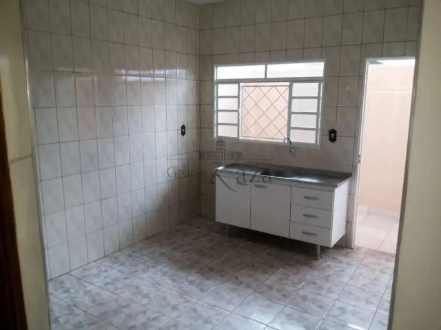 Casa venda em Região Imediata de São José dos Campos, Região Metropolitana do Vale do Paraíba e Litoral Norte