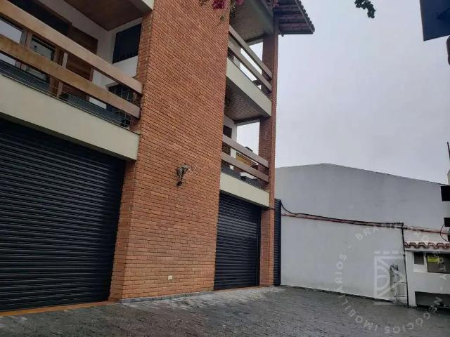 Casa venda em Região Imediata de São José dos Campos, Região Metropolitana do Vale do Paraíba e Litoral Norte