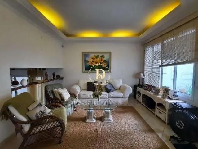 Casa venda em Região Imediata de São José dos Campos, Região Metropolitana do Vale do Paraíba e Litoral Norte