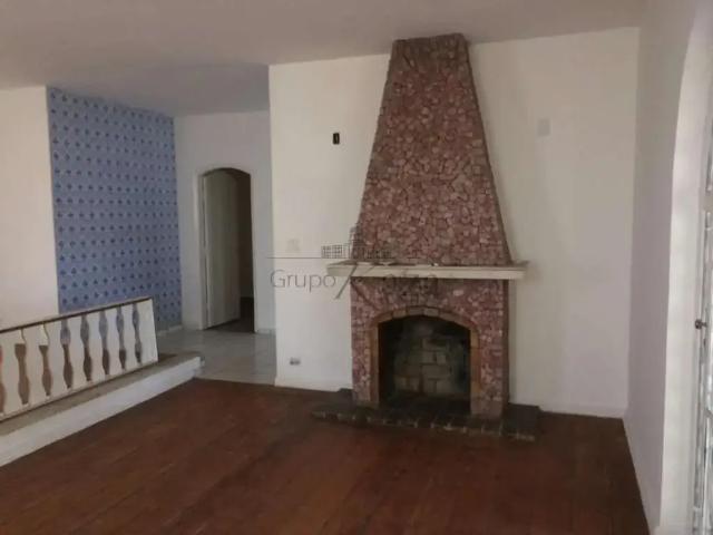 Casa venda em Região Imediata de São José dos Campos, Região Metropolitana do Vale do Paraíba e Litoral Norte