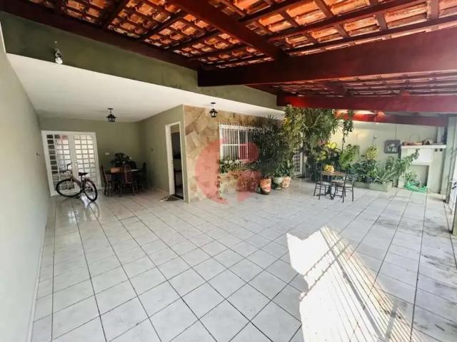 Casa venda em Região Imediata de São José dos Campos, Região Metropolitana do Vale do Paraíba e Litoral Norte