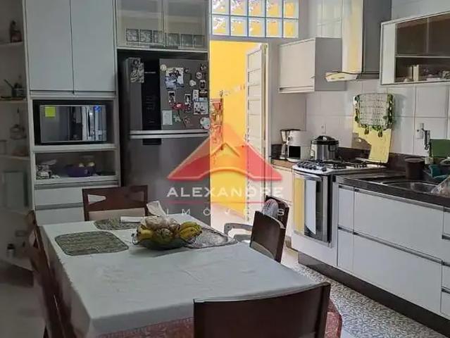 Casa venda em Região Imediata de São José dos Campos, Região Metropolitana do Vale do Paraíba e Litoral Norte