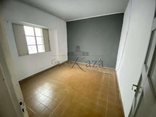 Casa venda em Região Imediata de São José dos Campos, Região Metropolitana do Vale do Paraíba e Litoral Norte