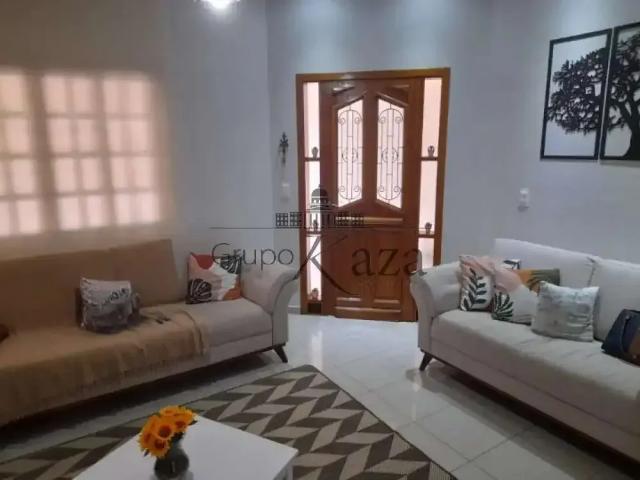 Casa venda em Região Imediata de São José dos Campos, Região Metropolitana do Vale do Paraíba e Litoral Norte