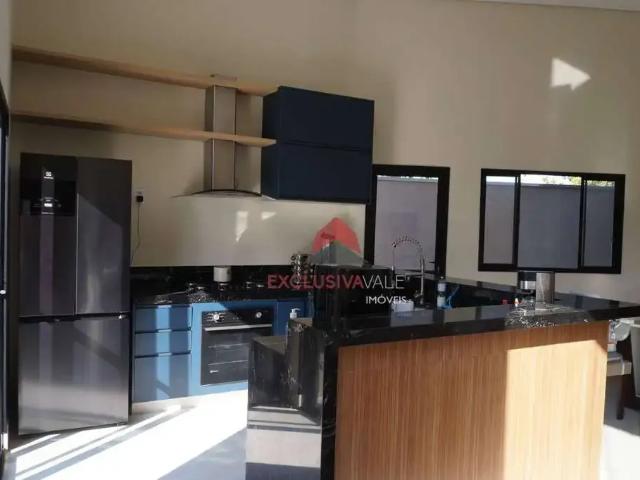 Casa venda em Região Imediata de São José dos Campos, Região Metropolitana do Vale do Paraíba e Litoral Norte