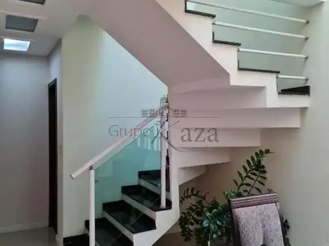 Casa venda em Região Imediata de São José dos Campos, Região Metropolitana do Vale do Paraíba e Litoral Norte