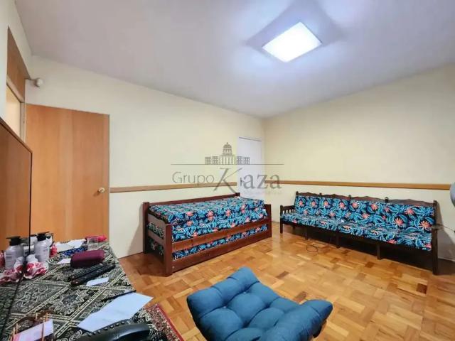 Casa venda em Região Imediata de São José dos Campos, Região Metropolitana do Vale do Paraíba e Litoral Norte